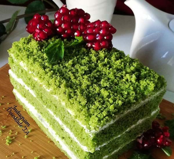 طرز تهیه کیک اسفناج