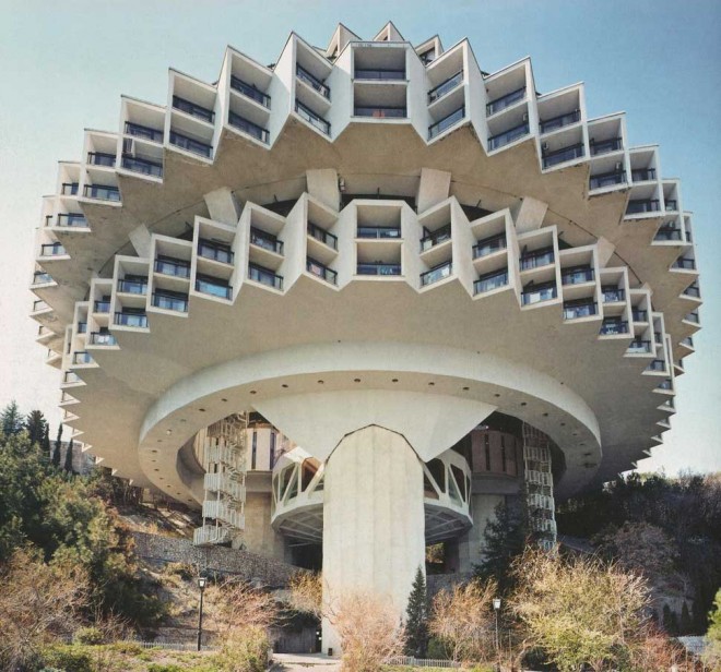 معماری های جالب و عجیب
