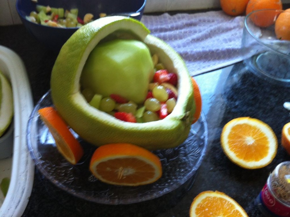 تزئین دسر به شکل کالسکه ی بچه (آموزش تصویری)