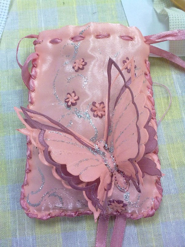 هویه کاری , ساخت پروانه تزیینی