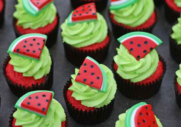 طرز تهیه کاپ کیک هندوانه