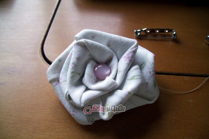 آموزش تصویری دوخت گل رز پارچه ای - تزیین گیره سر - تزیین کوسن