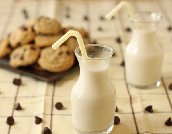 شیر بادام خانگی