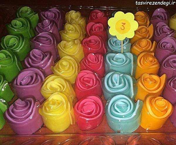 طرز تهیه ژله رولی گل رز دو رنگ