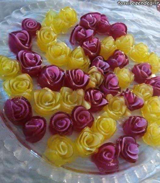 طرز تهیه ژله رولی گل رز دو رنگ