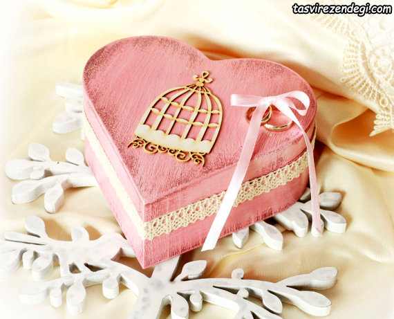 جا حلقه ای عقد به شکل قلب