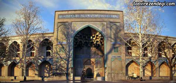 مدرسه چهارباغ اصفهان