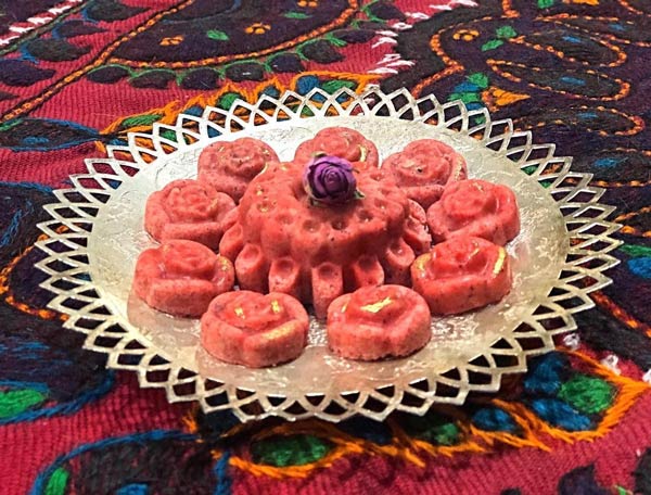 حلوا گل سرخ بوتیکی