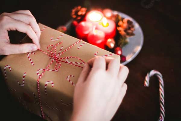 هدیه لوازم آرایشی