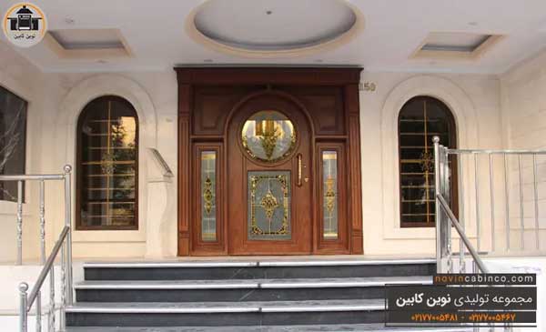 درب چوبی