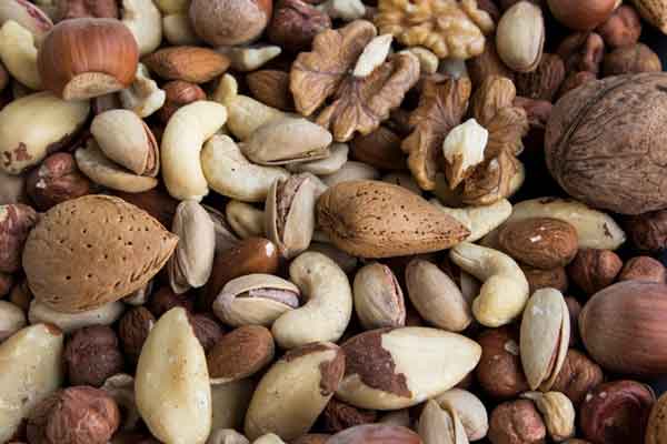 آجیل شب یلدا شامل چیست؟
