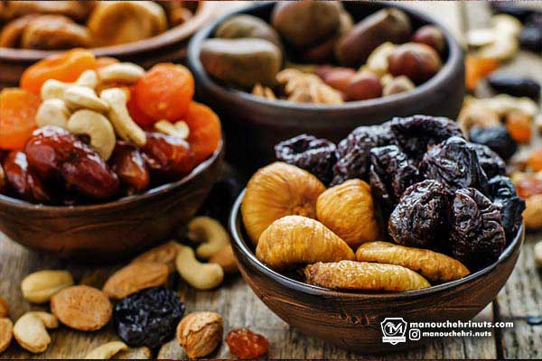 ترکیب میوه های خشک و آجیل