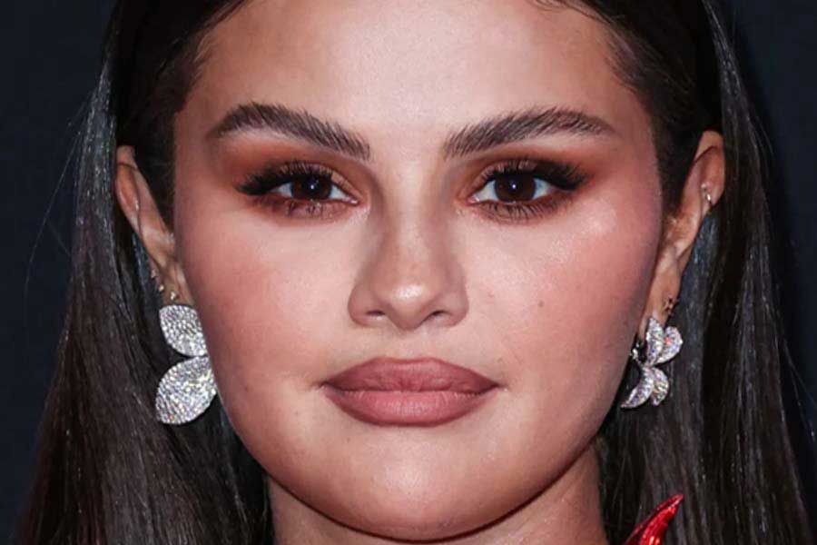 عکس با آرایش سلنا گومز در سال 2023