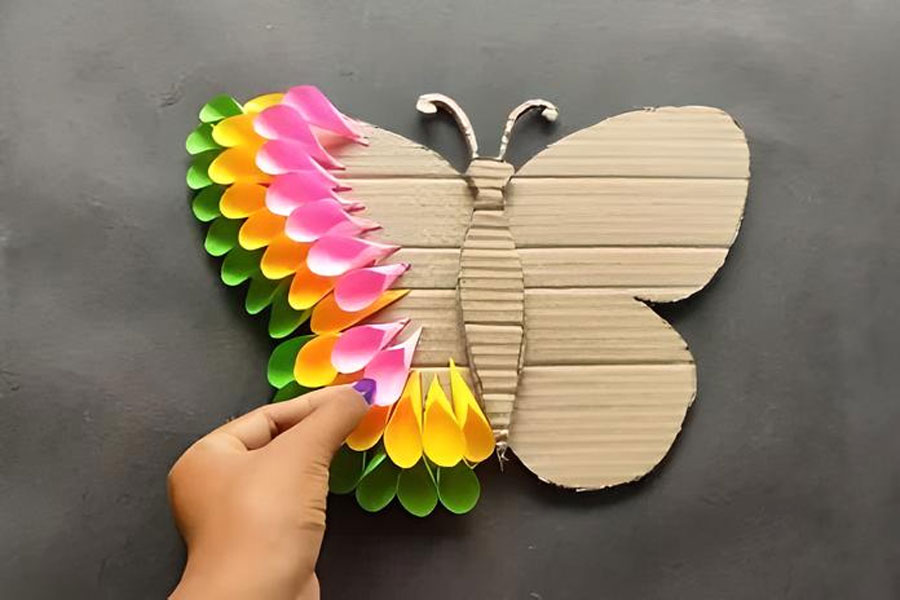 کاغذ برای کاردستی پروانه