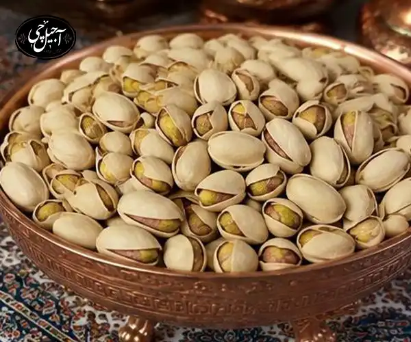 پسته خام بهتر است یا شور؟