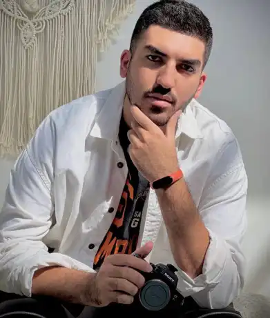 میلاد ثابت عکاس