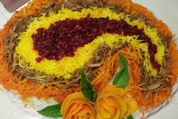 طرز تهیه هویج پلو شیرازی با گوشت چرخ کرده؛ غذای سنتی و محلی شیراز