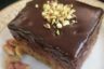 طرز تهیه کیک چای با سس شکلاتی عصرانه خوشمزه