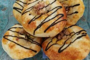 طرز تهیه نان کرم دار گردویی خوشمزه و مخصوص