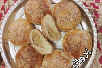 طرز تهیه نان عسل و نارگیل خوشمزه و مقوی
