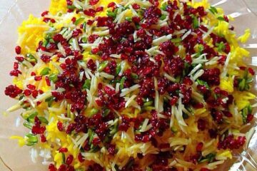 روش صحیح تفت دادن زرشک برای غذاهای مجلسی