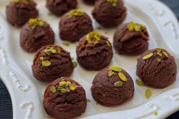 طرز تهیه حلوا براونی دسر خوش عطر و کاکائویی مناسب ماه رمضان