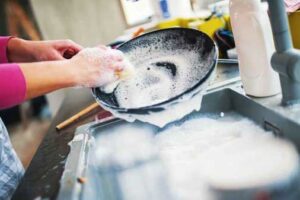 washing dishes