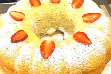 طرز تهیه کیک سیب و موز در مایکروفر؛ دسر مقوی و خوشمزه ماه رمضان