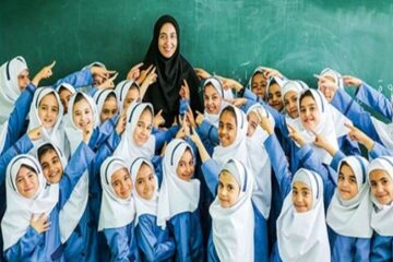 نامه تشکل فرهنگیان به روسای قوای سه گانه درباره مشکلات فرهنگیان