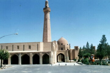 مسجد جامع نائین