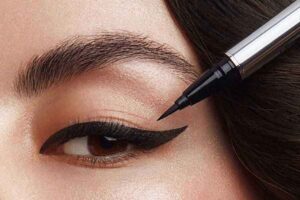eye shadow and eyeliner buying guide