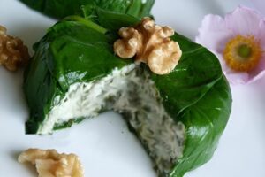 طرز تهیه بورانی اسفناج قالبی