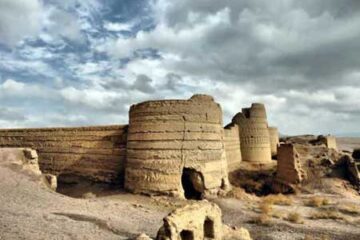 دژ کرشاهی یا قلعه دزدها